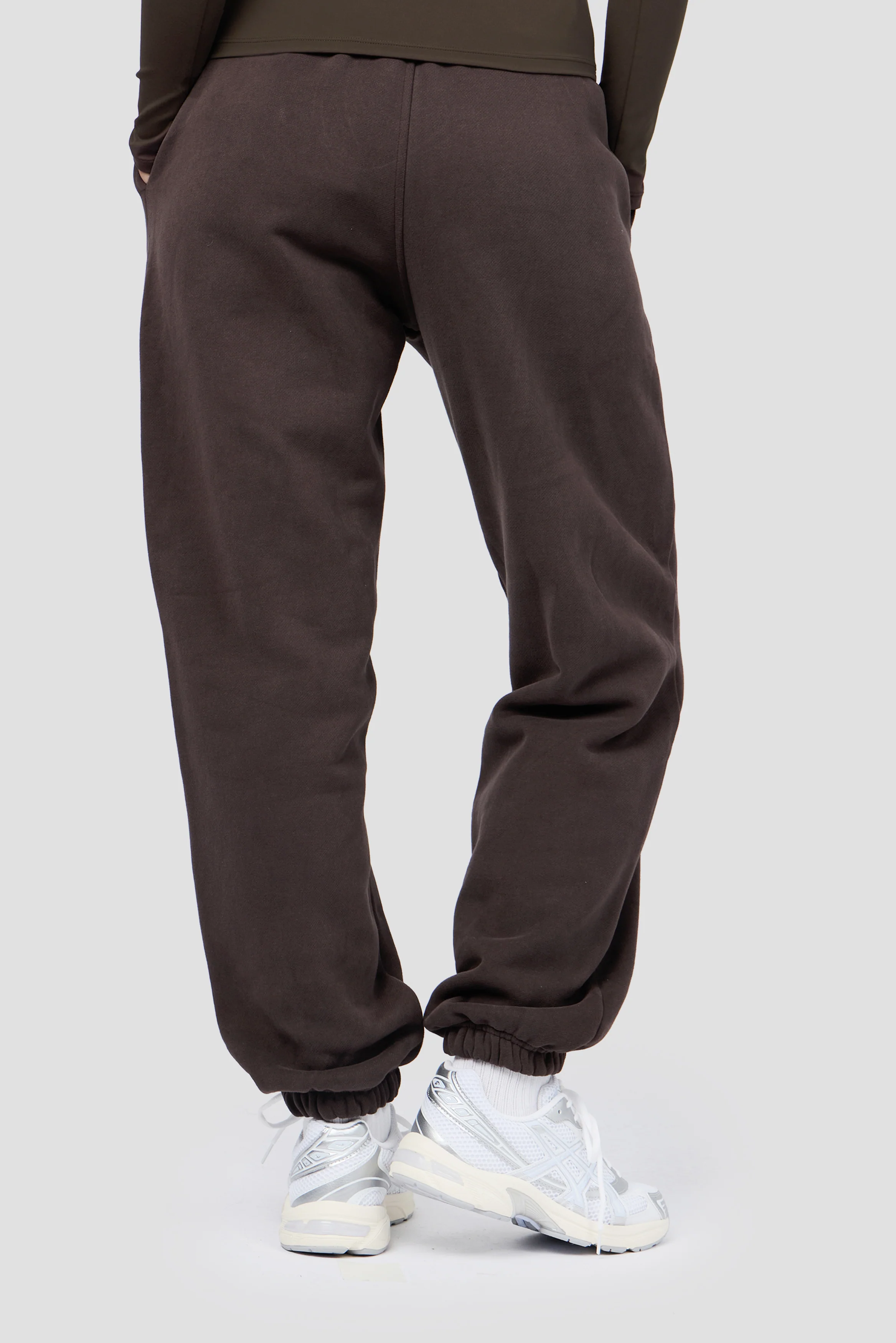 Form Fleece Jogger - Cocoa - Image 4