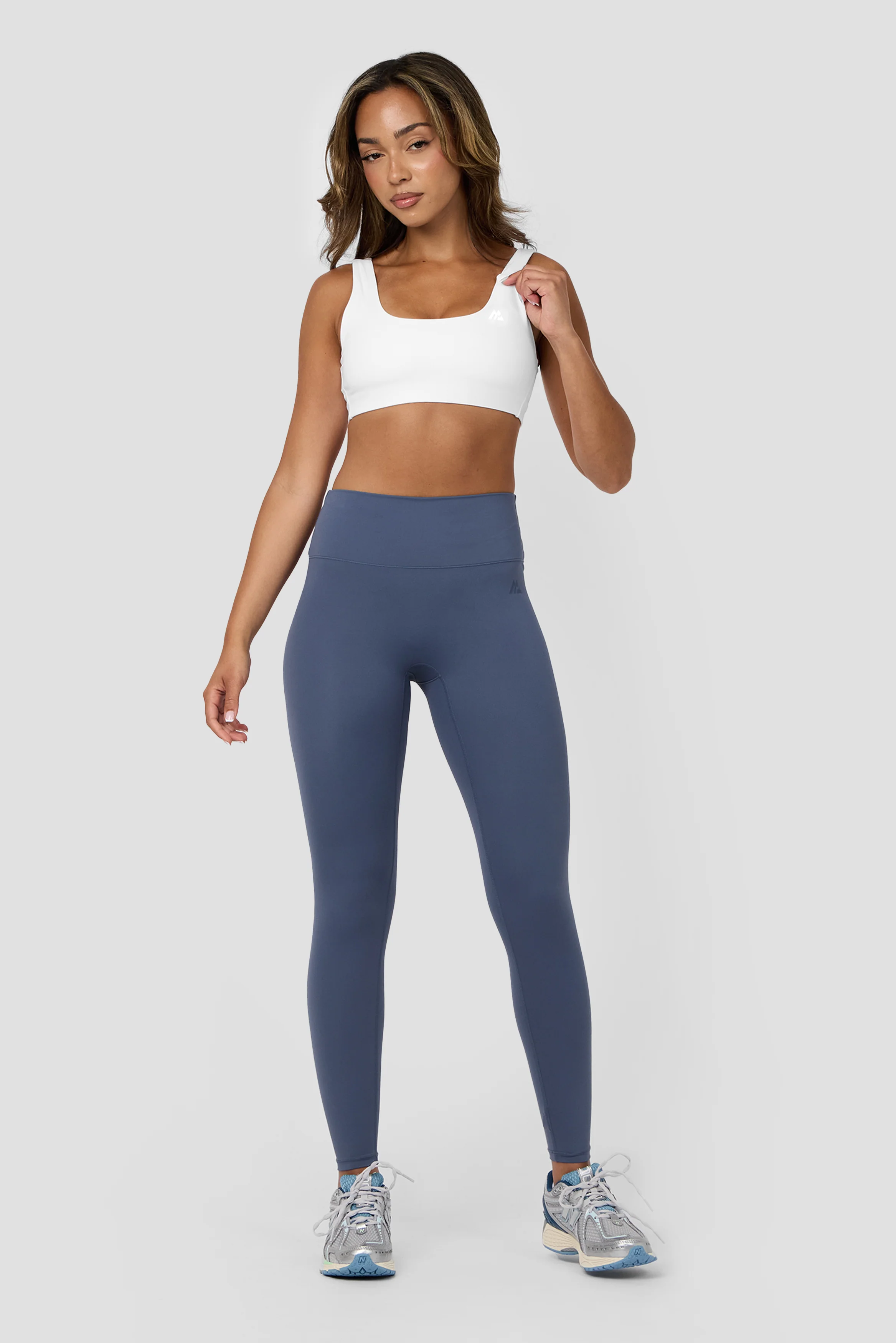 Form Sports Bra - White - Image 3