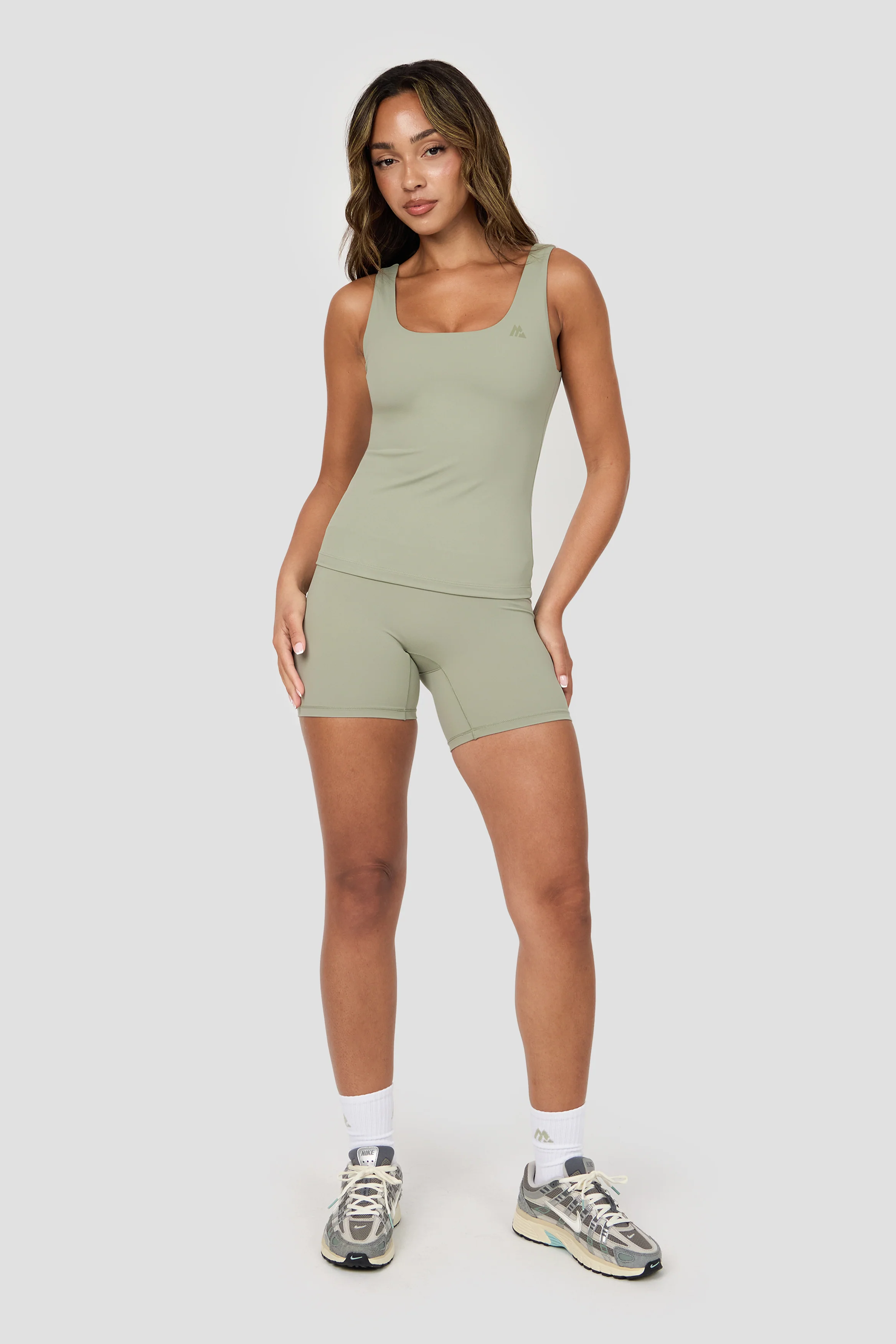 Form Tank - Herb - Image 3