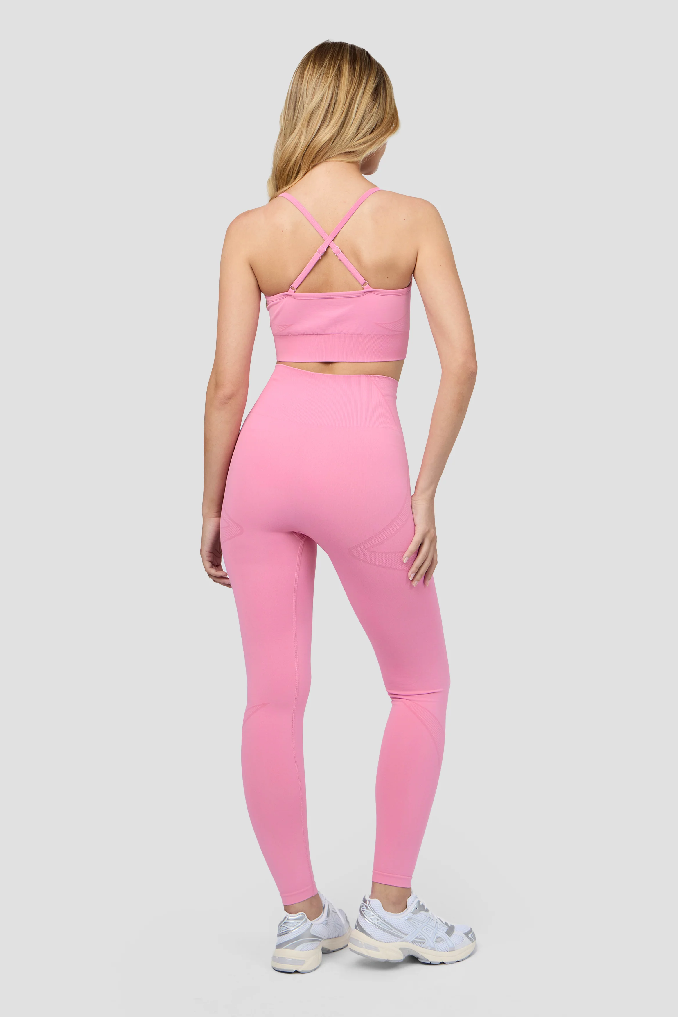 Evolve 2.0 Seamless Bra - Rosella - Image 4