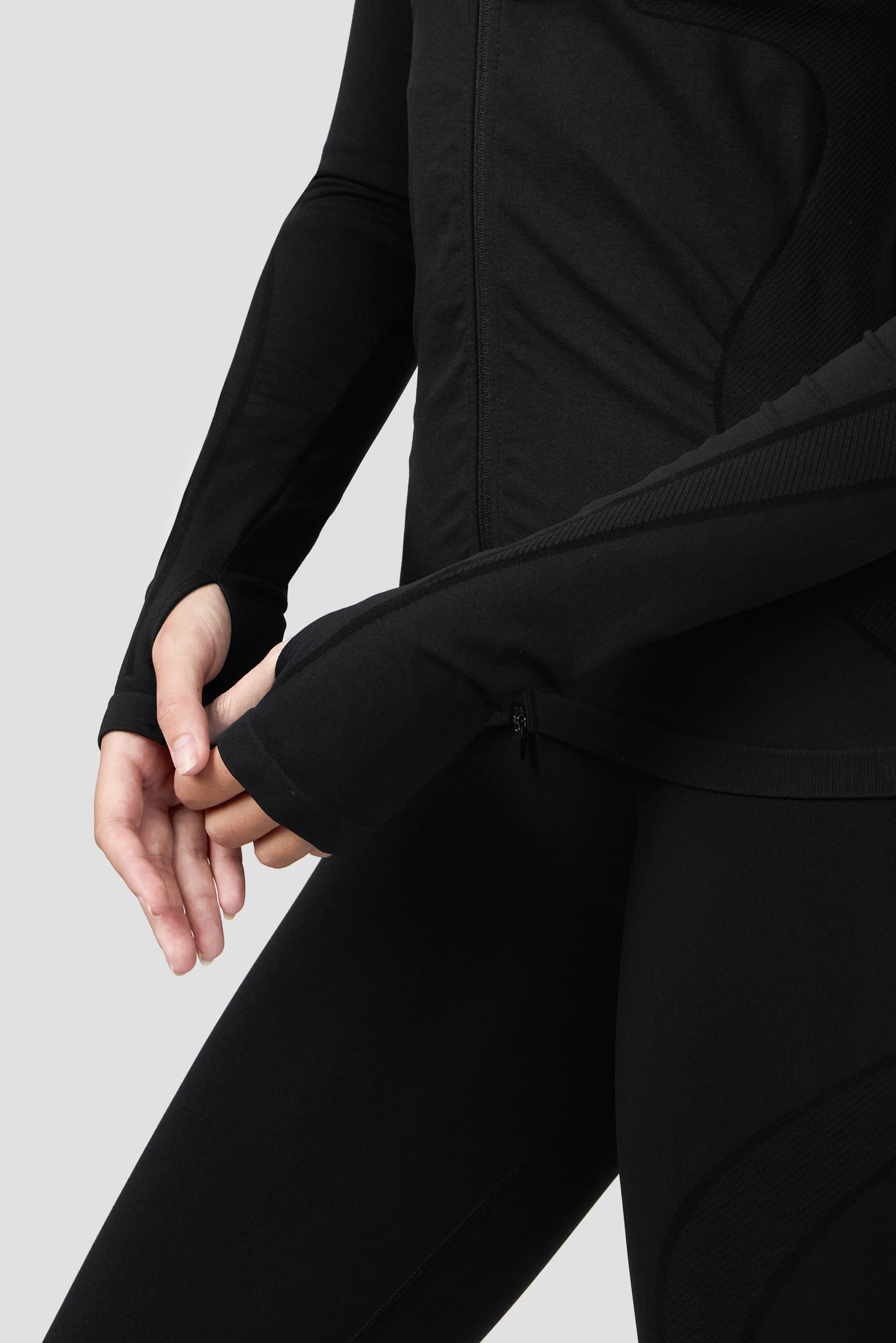 Evolve 2.0 Seamless Full Zip Jacket - Black - Image 6