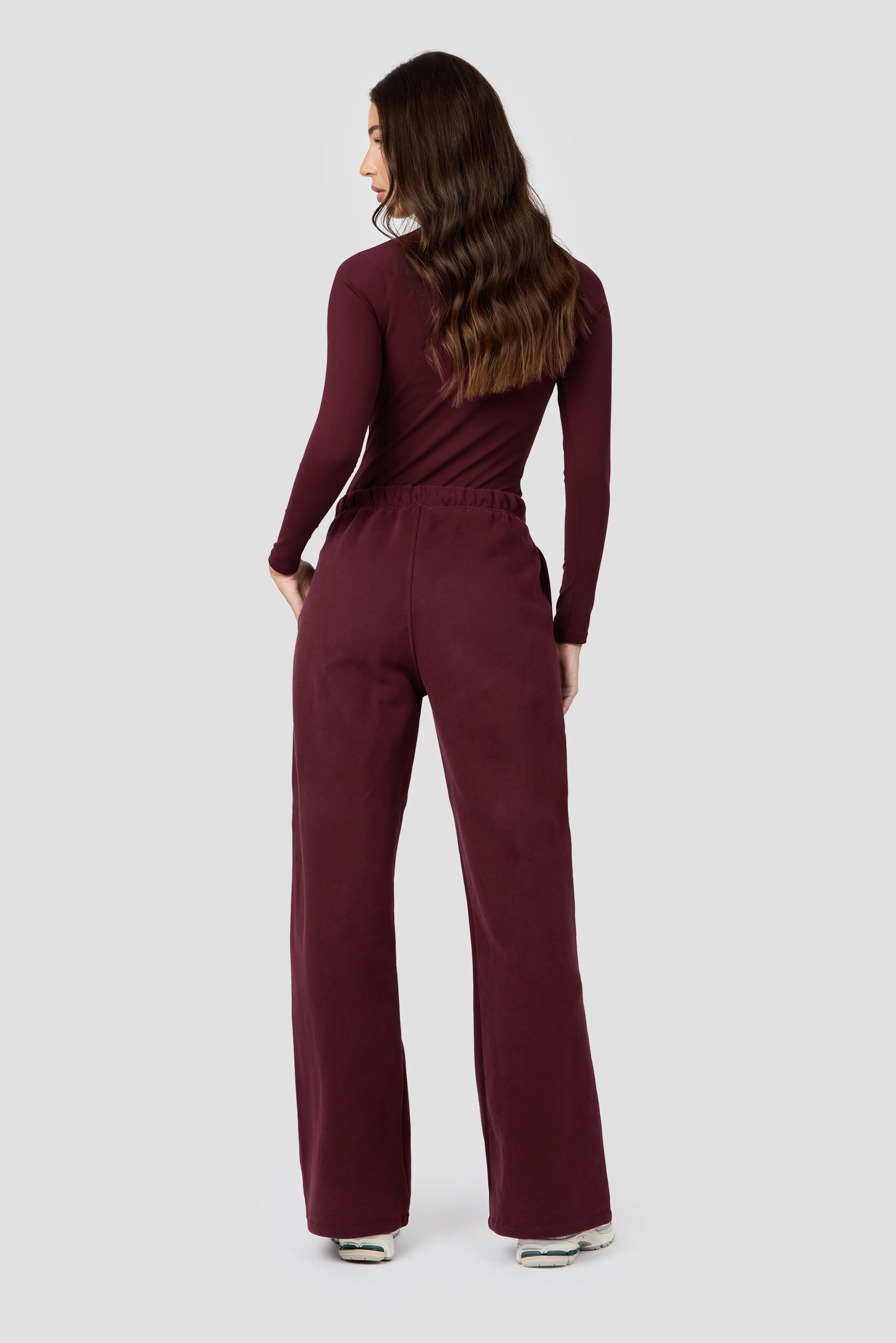 Form Fleece Wide Jogger - Malbec - Image 6