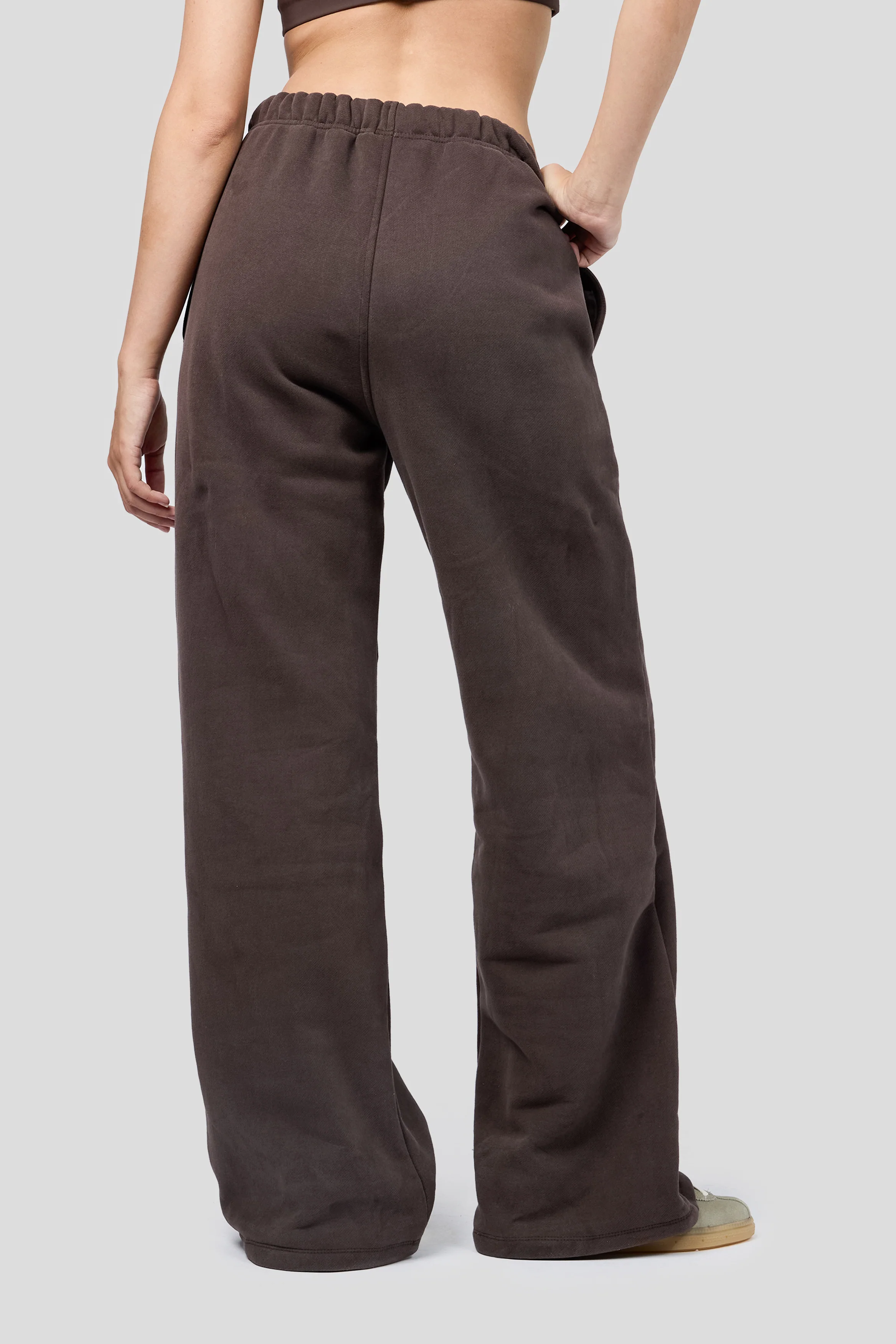 Form Fleece Wide Jogger - Cocoa - Image 4