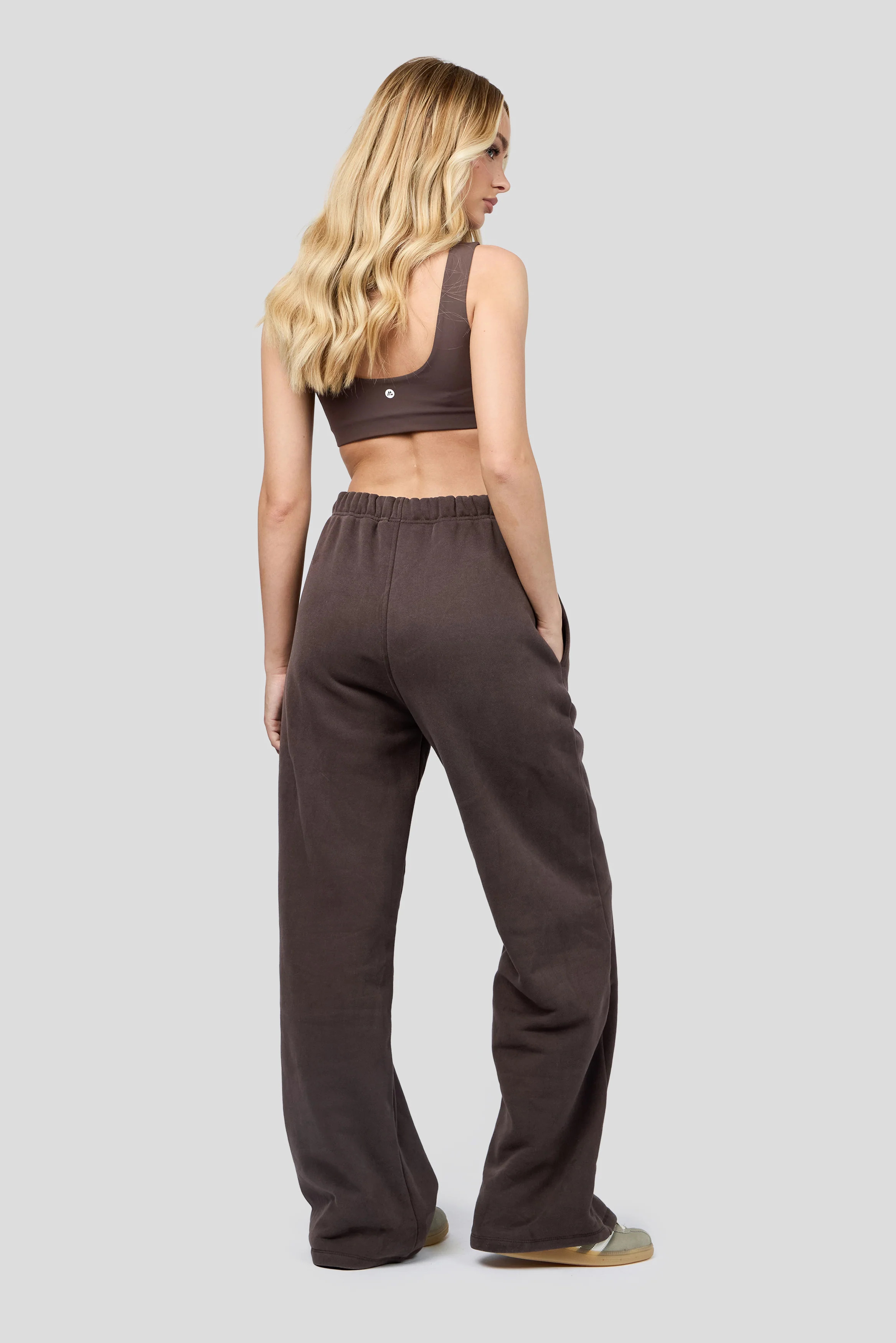 Form Fleece Wide Jogger - Cocoa - Image 6