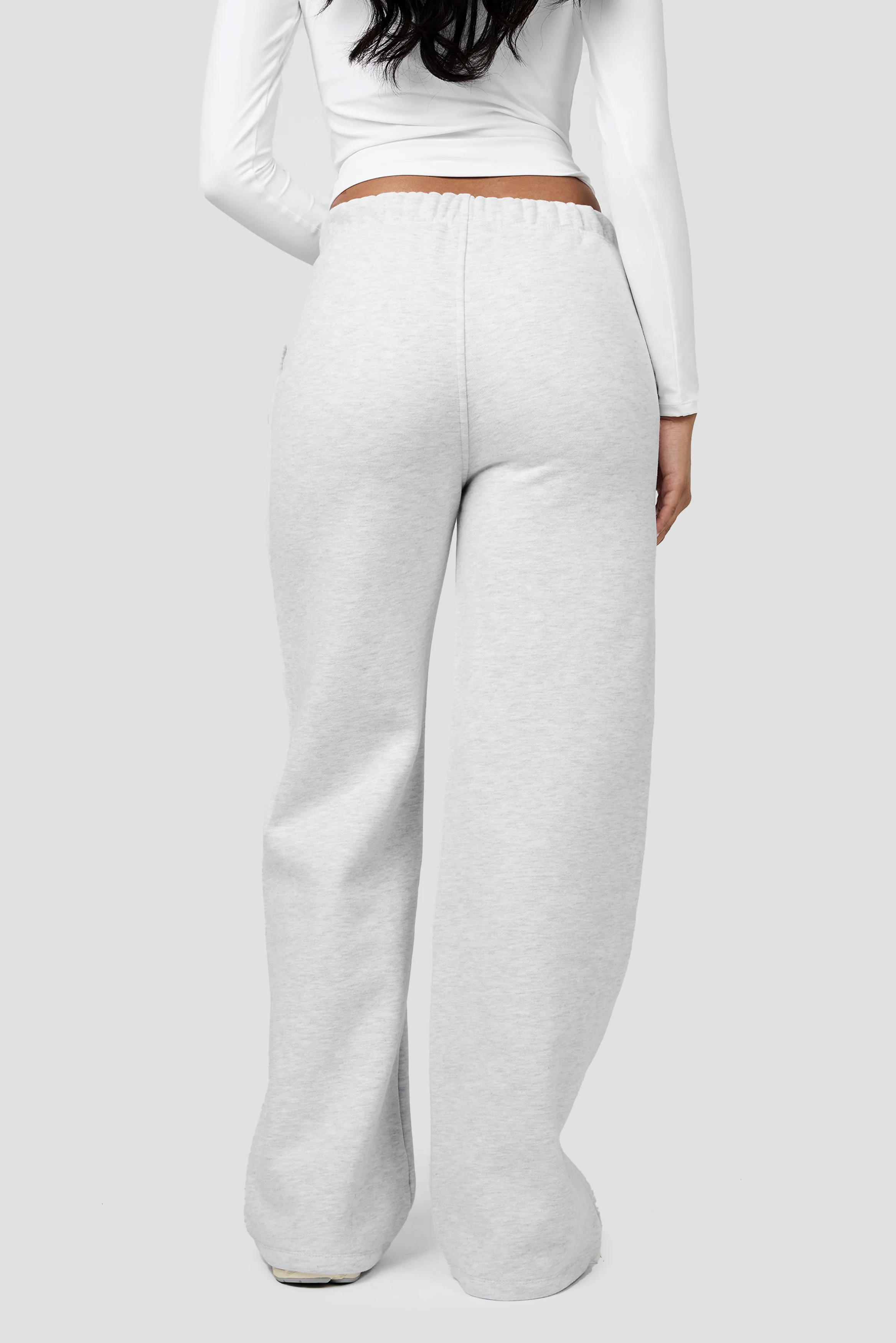 Form Fleece Wide Leg Jogger - Platinum Grey Marl - Image 4
