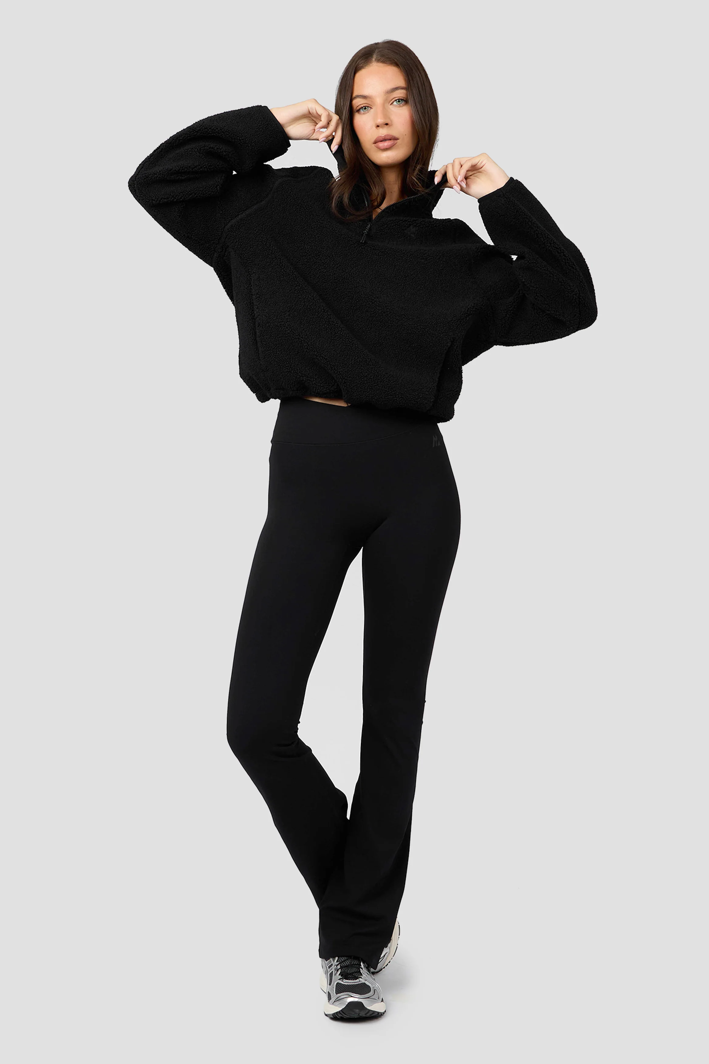 Hush Fleece - Black - Image 6