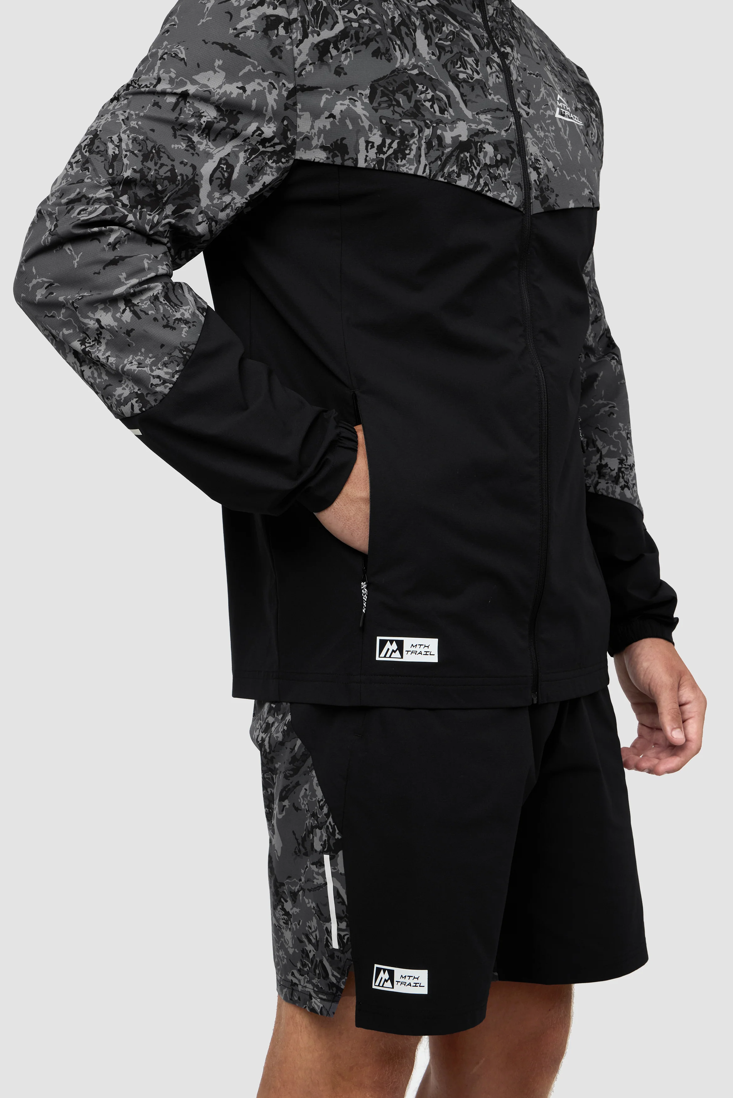 MTX Trail Triax Windbreaker - Black/Asphalt - Image 8