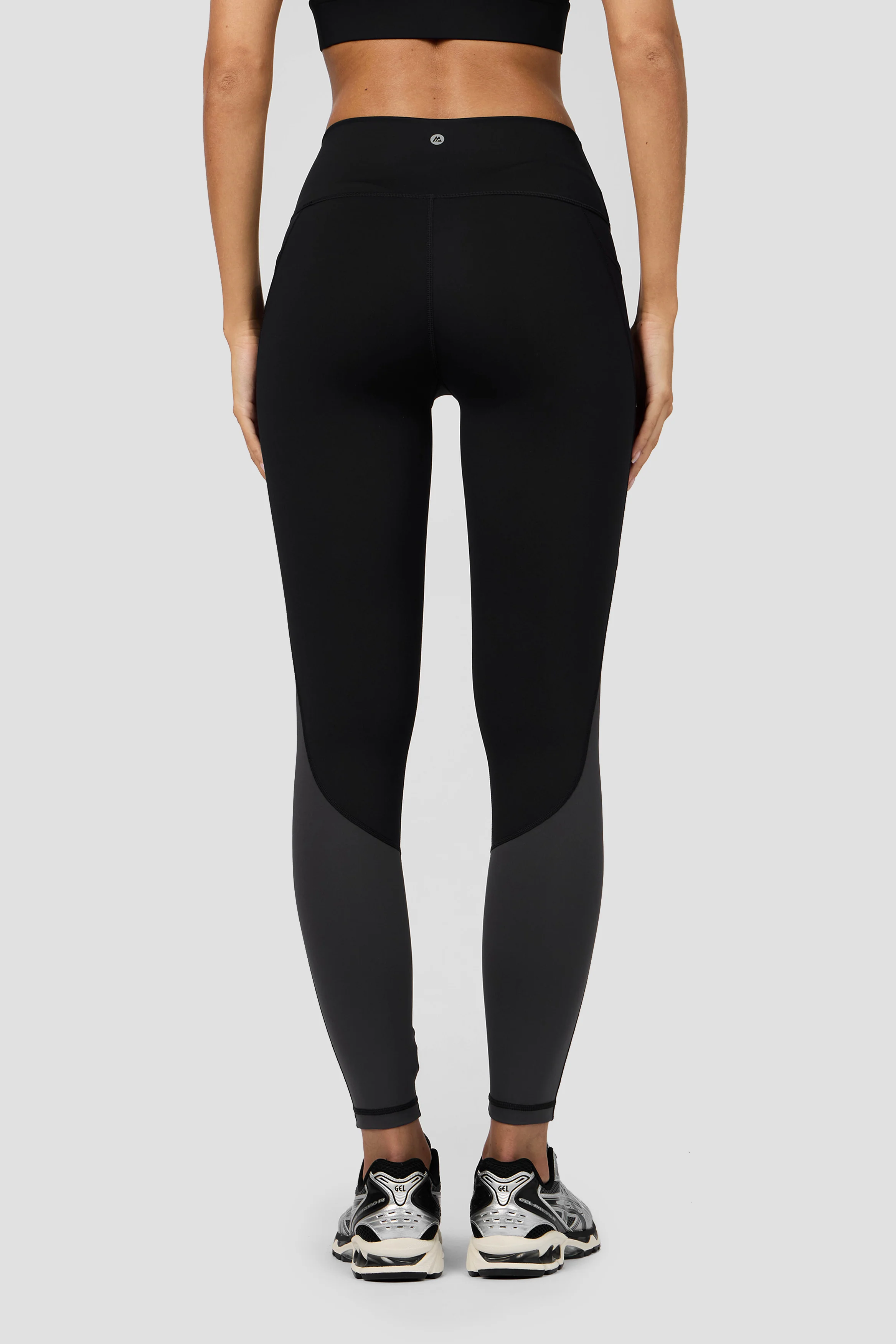 Stride Legging - Black/Basalt/Asphalt - Image 4