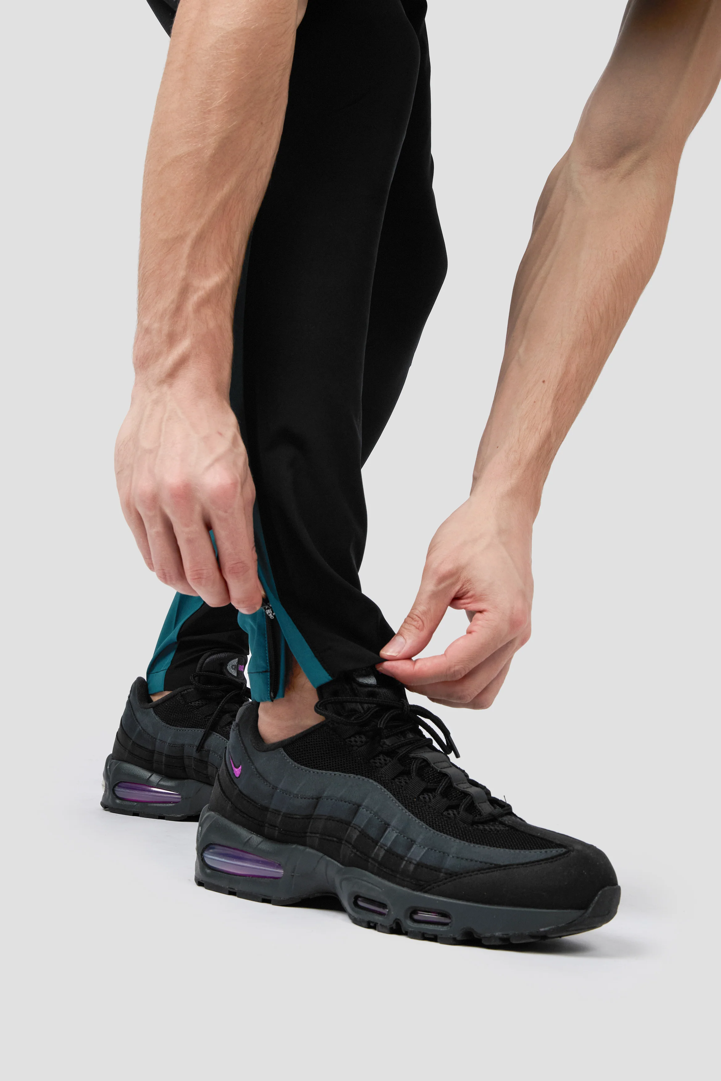 Trail Panel Running Pant - Black/Teal/Pink/White - Image 3