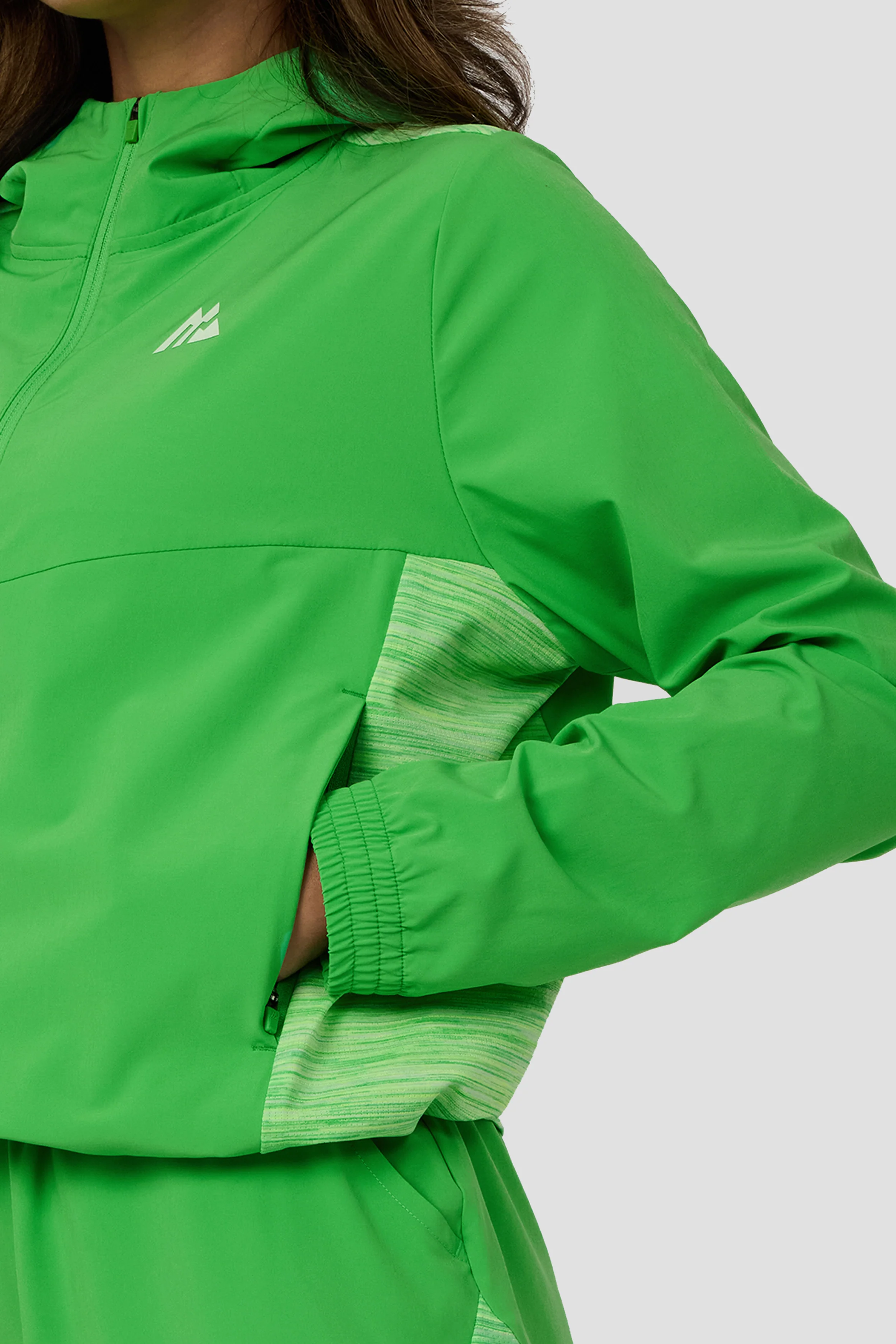 Women's Trail Windbreaker - Green Multi - Image 7