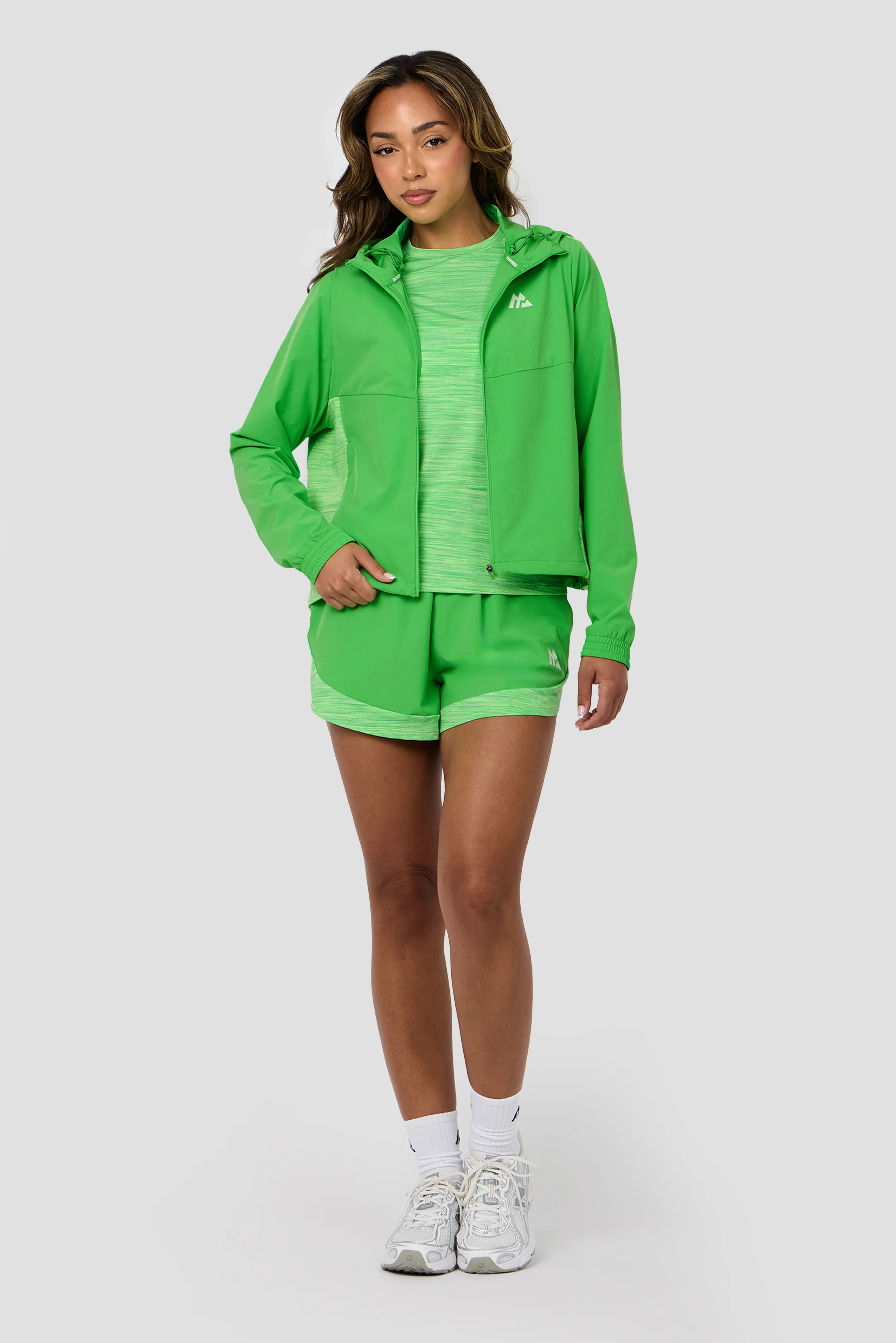 Women's Trail Windbreaker - Green Multi - Image 9