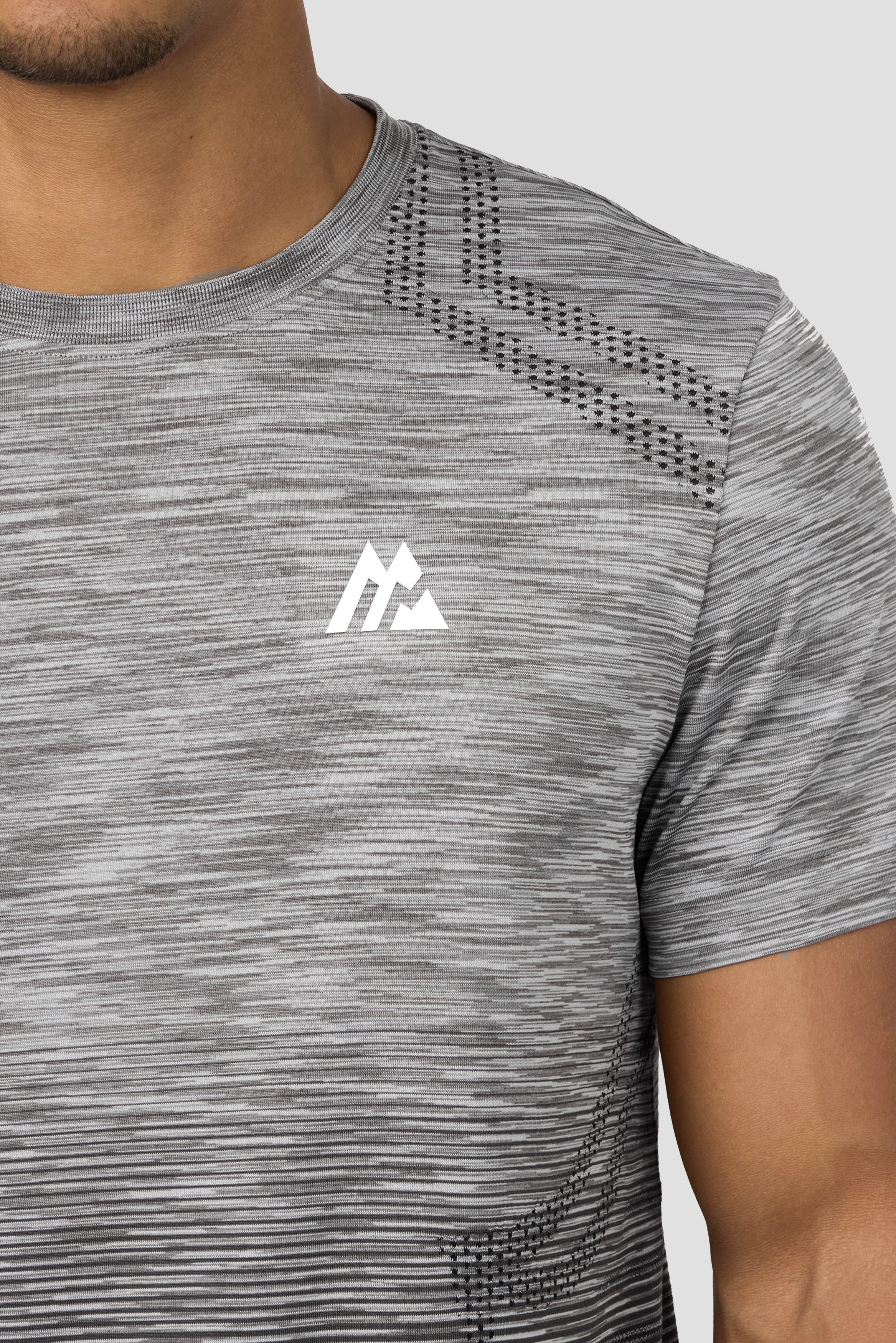 Vector Seamless T-Shirt - Grey/Black - Image 5
